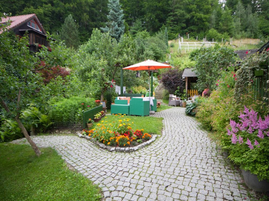 Bed and Breakfast Willa Jagniatkow Экстерьер фото